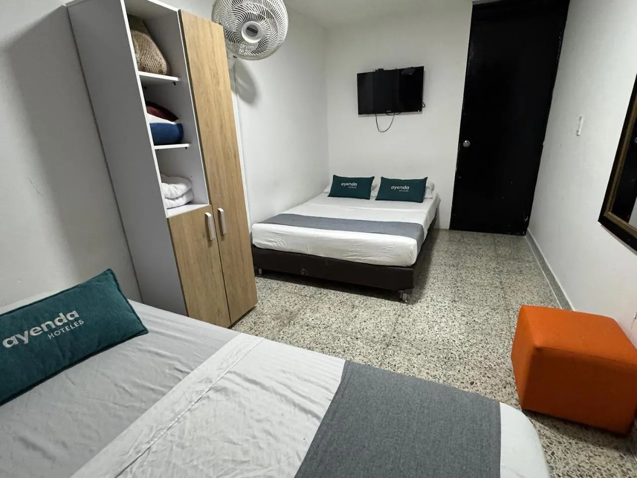 Hotel Jc 43 Medellín 3*,