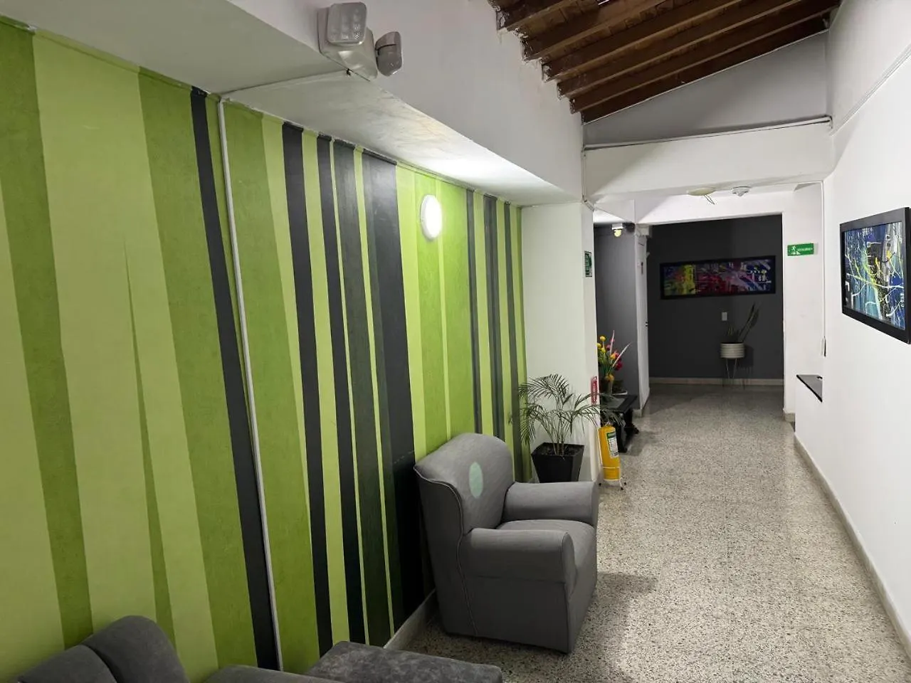 Hotel Jc 43 Medellín 3*,  Colombia